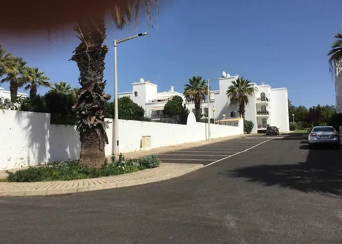 - Cozy By The Pool * Tavira