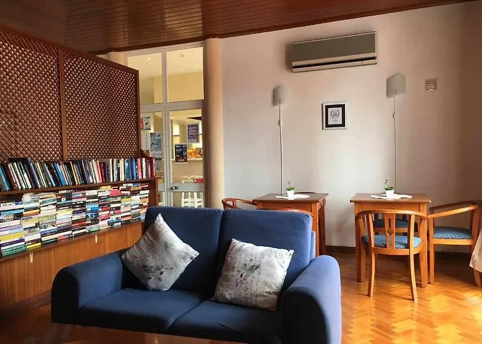 - Cozy By The Pool Apartment